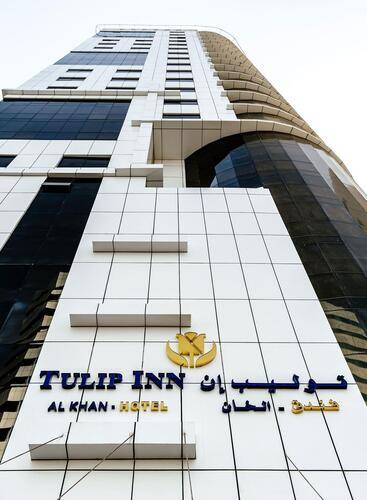 Crystal Plaza Al Majaz (Ex.Tulip Inn Al Khan Hotel)