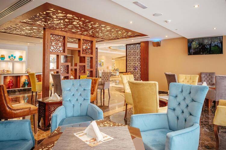Crystal Plaza Al Majaz (Ex.Tulip Inn Al Khan Hotel)