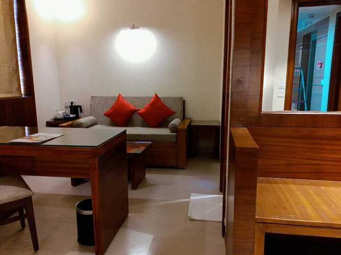 Sea Breeze Sarovar Portico (Ex. Sea Breeze Max Resort & Spa)