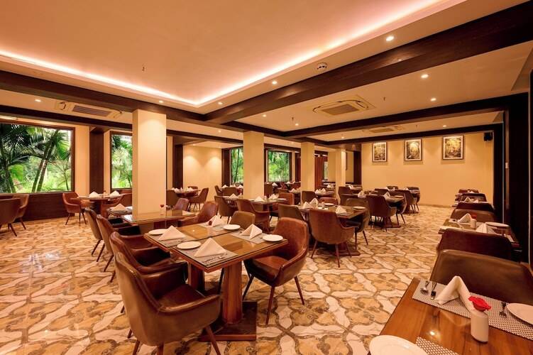 Sea Breeze Sarovar Portico (Ex. Sea Breeze Max Resort & Spa)