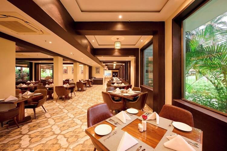 Sea Breeze Sarovar Portico (Ex. Sea Breeze Max Resort & Spa)