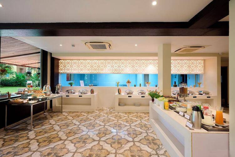 Sea Breeze Sarovar Portico (Ex. Sea Breeze Max Resort & Spa)