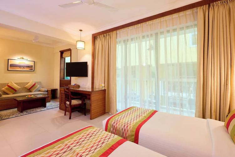 Sea Breeze Sarovar Portico (Ex. Sea Breeze Max Resort & Spa)