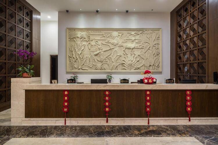 Sanya Baohong Shanghai Huating Boutique Hotel