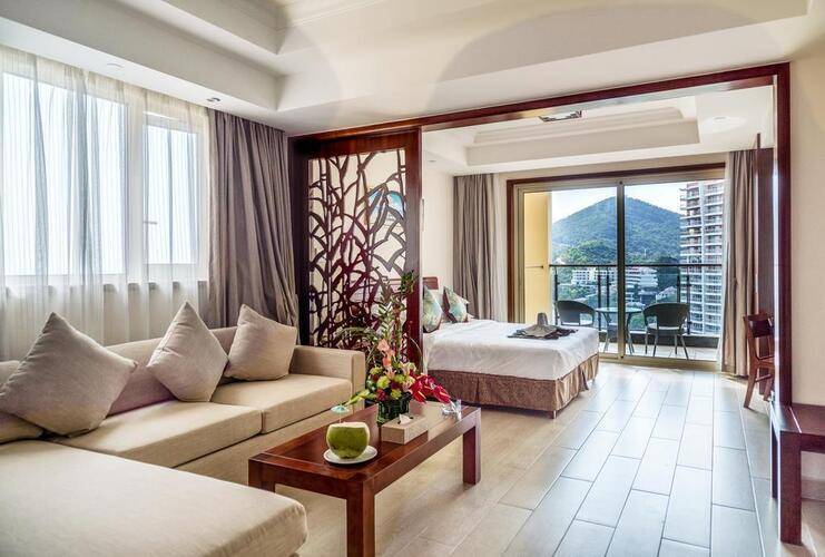Sanya Baohong Shanghai Huating Boutique Hotel