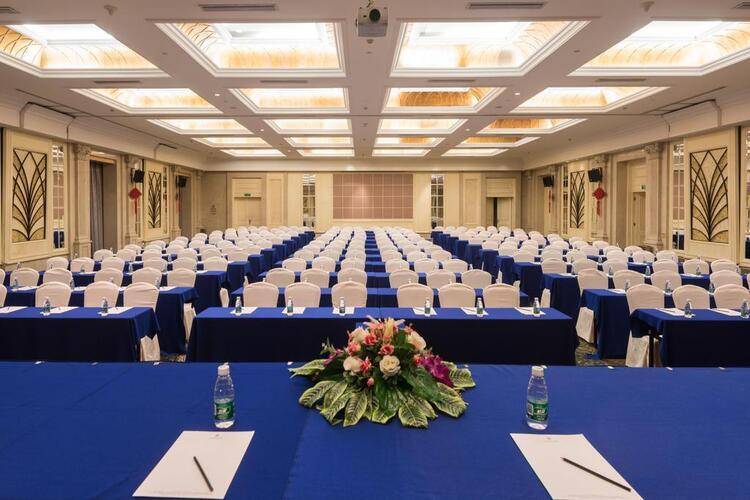Sanya Baohong Shanghai Huating Boutique Hotel