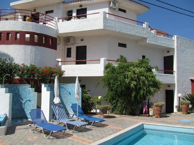 Irilena Apartments