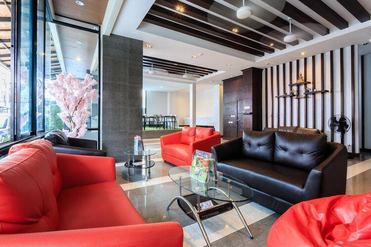 77 Bangla Hotel