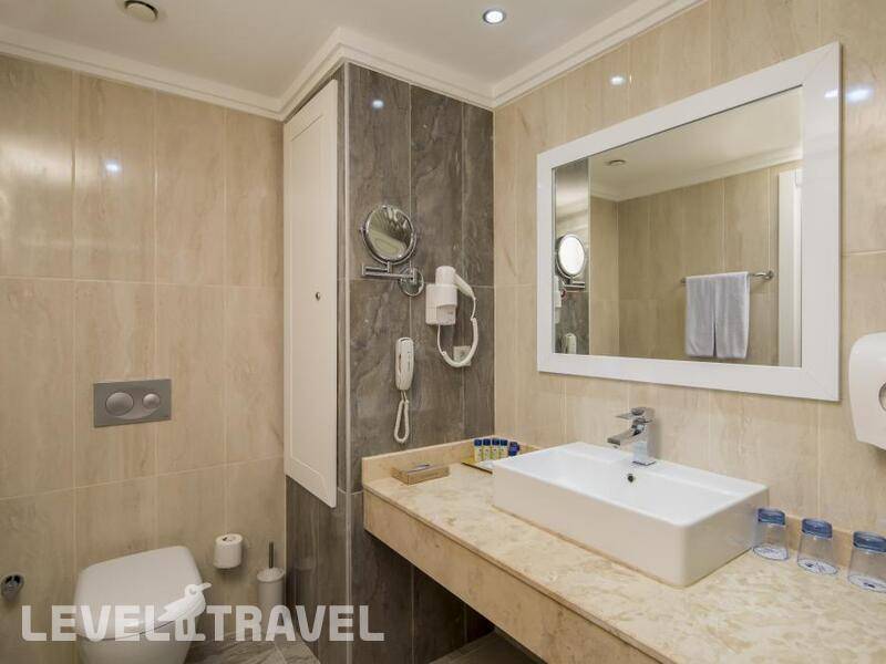 Фотография Crystal Waterworld Park Resort & Spa
