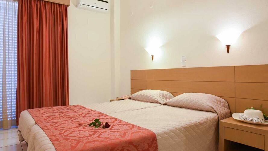 Theo Hotel
