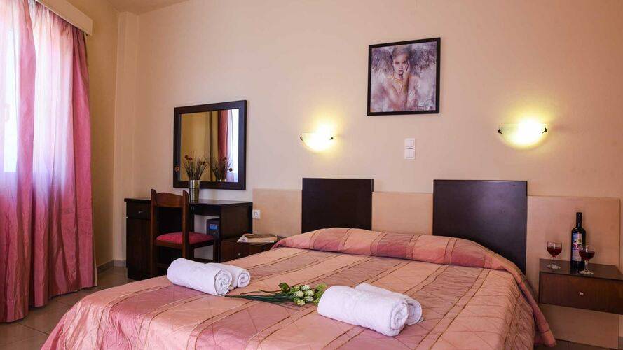 Theo Hotel