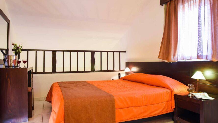 Theo Hotel