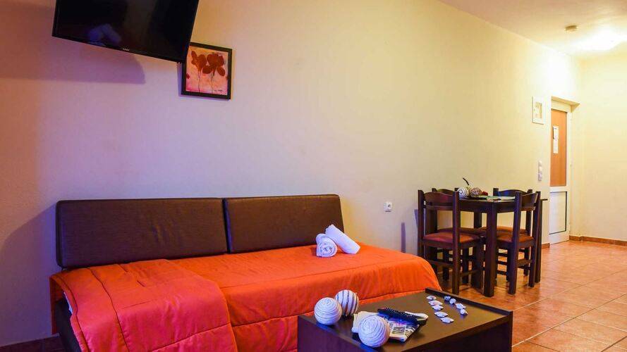 Theo Hotel
