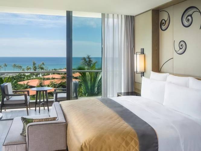 Intercontinental Phu Quoc Long Beach Resort