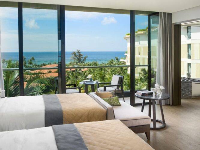Intercontinental Phu Quoc Long Beach Resort