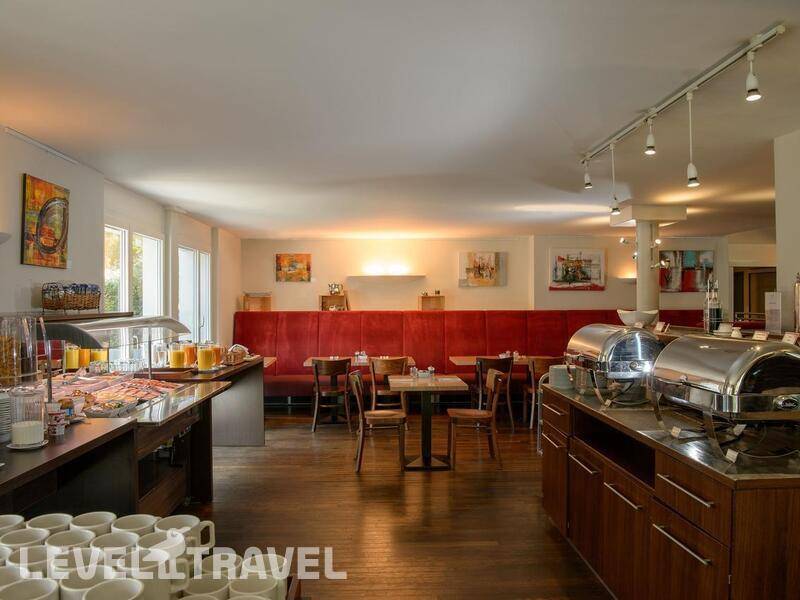 Фотография Apart-Hotel Operated By Hilton