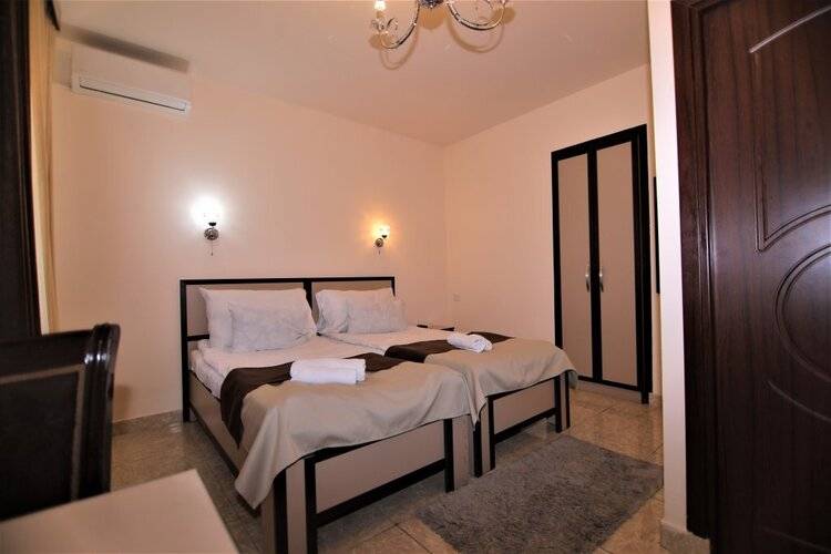 Comfort House Hotel