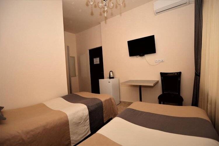 Comfort House Hotel