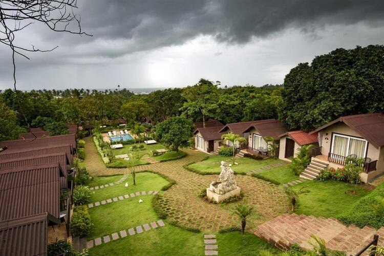Stone Wood Resort & Spa