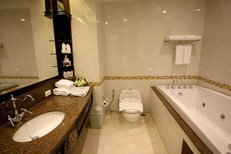 Lk Residence