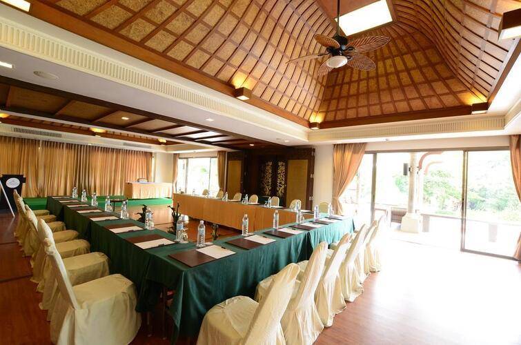 Springfield Village Golf & Spa Hotel