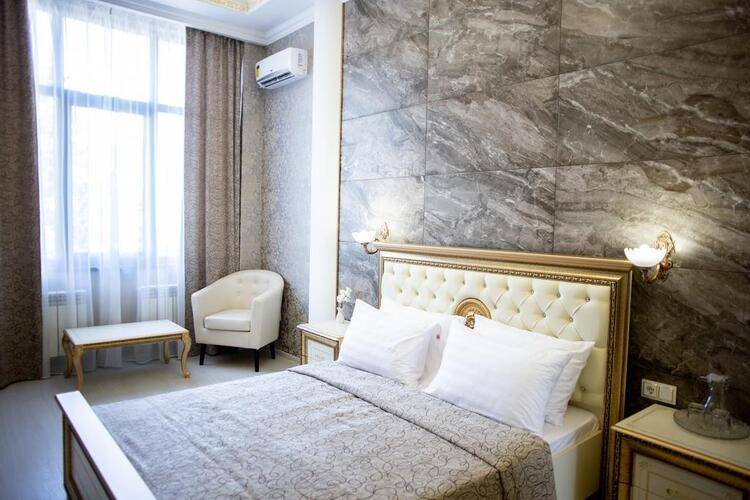 Grand Gallery Apt