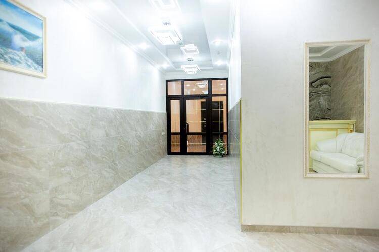 Grand Gallery Apt