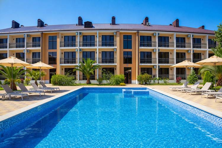 Отель Тристан