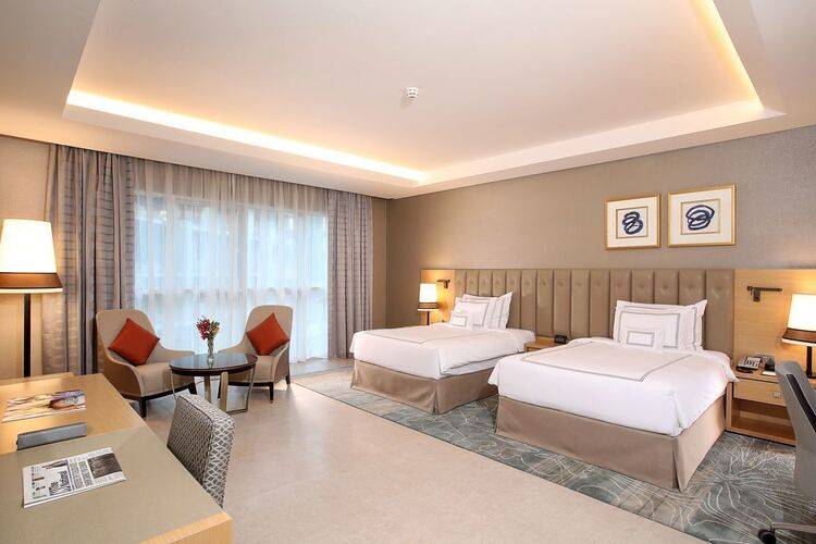 Grand Cosmopolitan Hotel