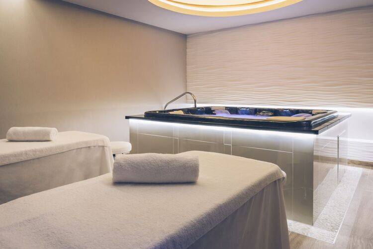 Iberostar Grand Packard