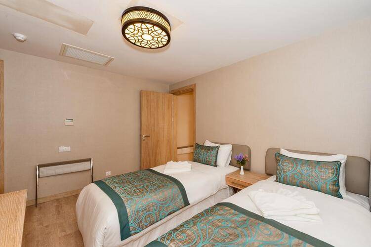 Aybar Hotel
