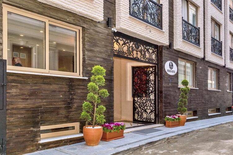 Aybar Hotel