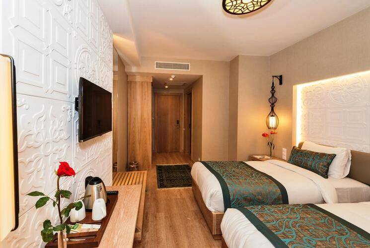 Aybar Hotel
