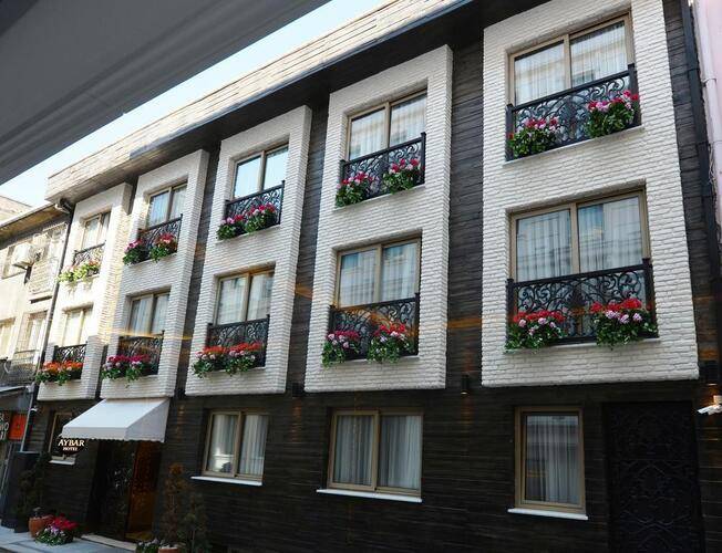 Aybar Hotel
