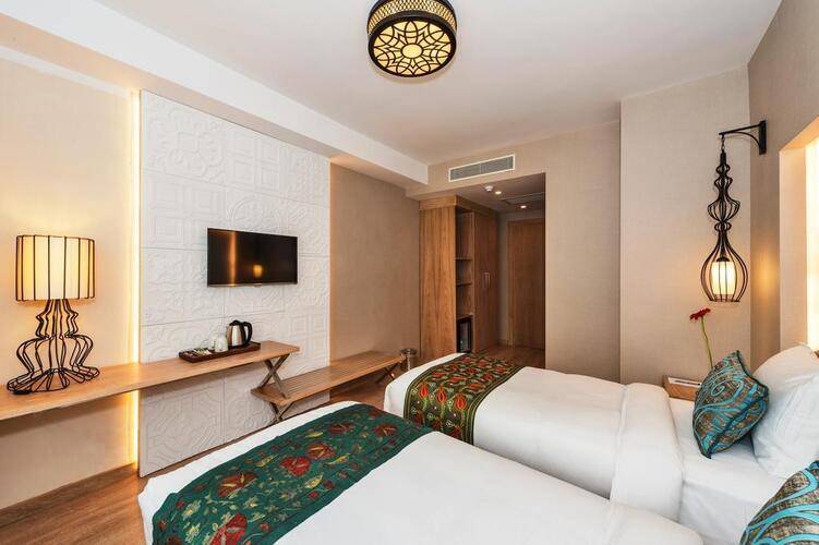 Aybar Hotel