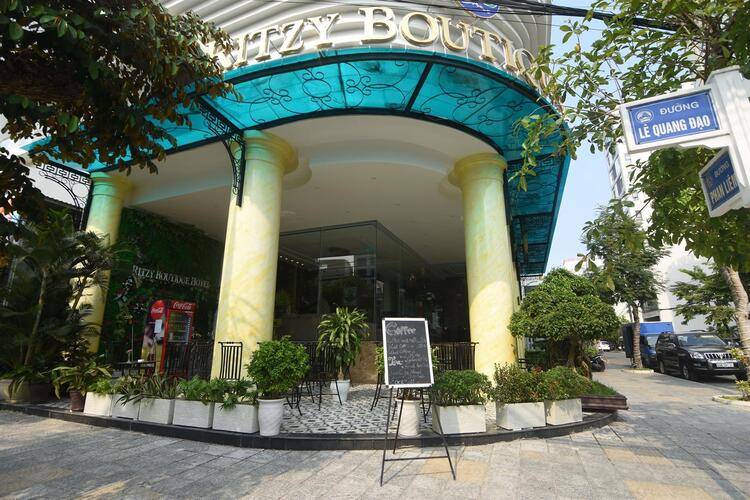Ritzy Boutique