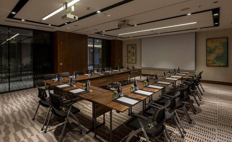Movenpick Istanbul Hotel Golden Horn