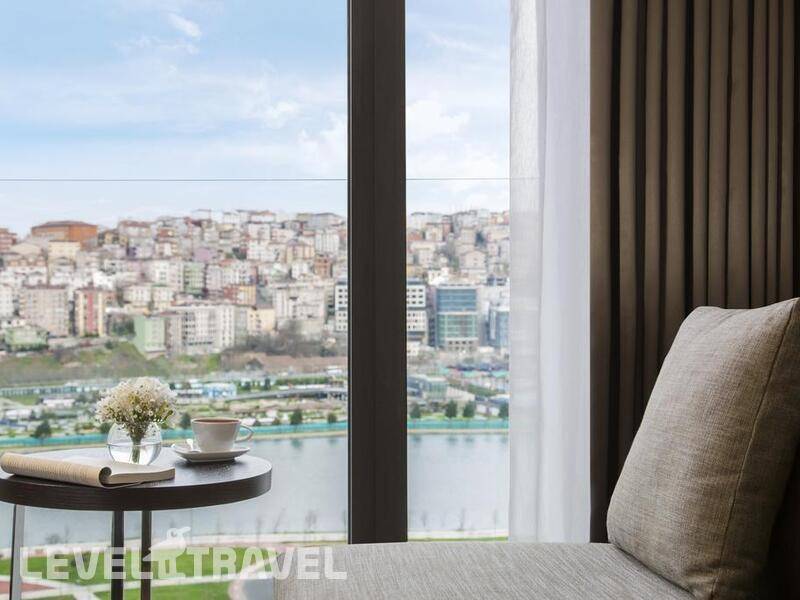 Фотография Movenpick Istanbul Hotel Golden Horn