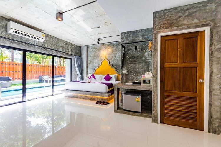 Maneetel Krabi Beachfront