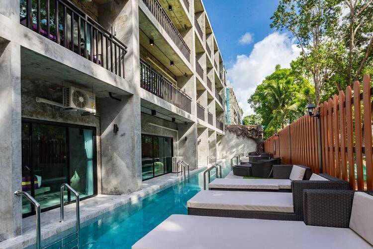 Maneetel Krabi Beachfront