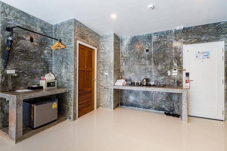 Maneetel Krabi Beachfront