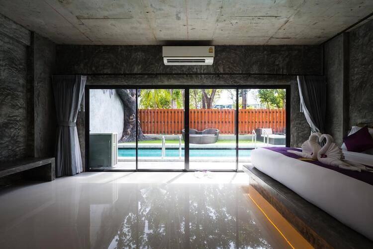 Maneetel Krabi Beachfront