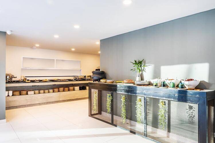 The Rizin Hotel & Residences