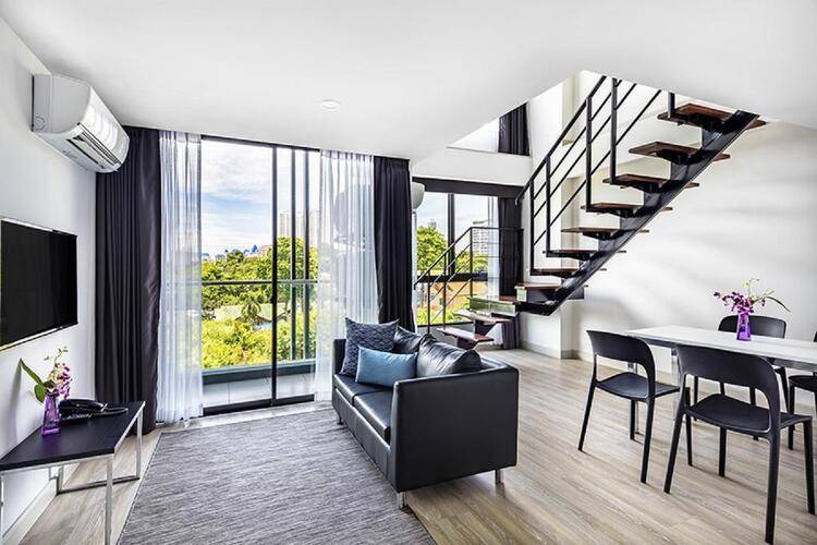 The Rizin Hotel & Residences
