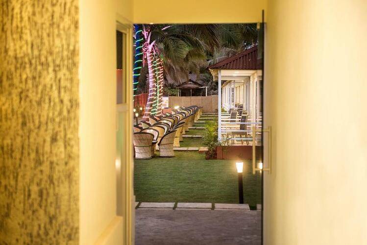 Arabian Sands Beach Resort