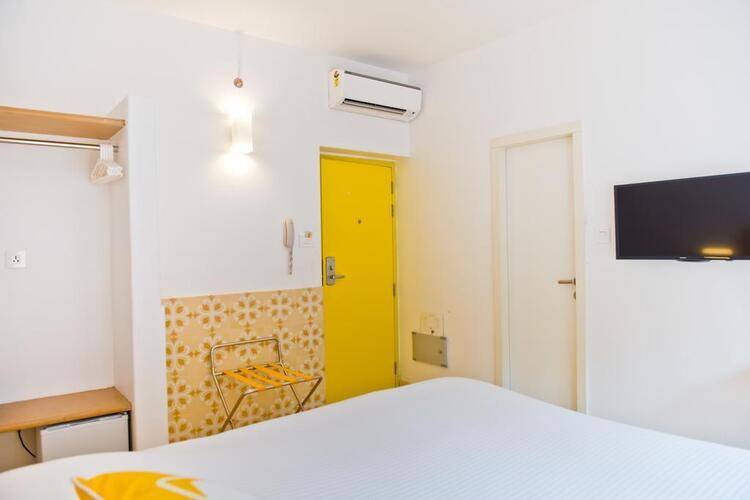 Bloom Rooms
