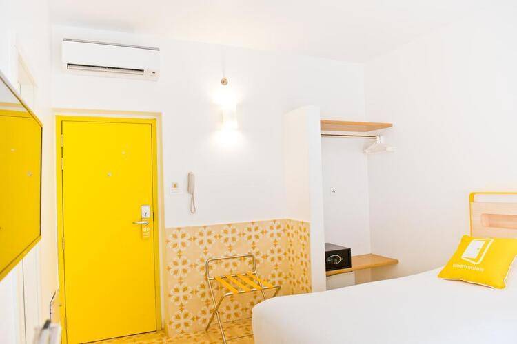 Bloom Rooms