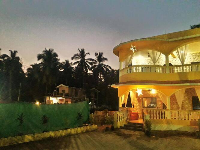 La Vega Resorts