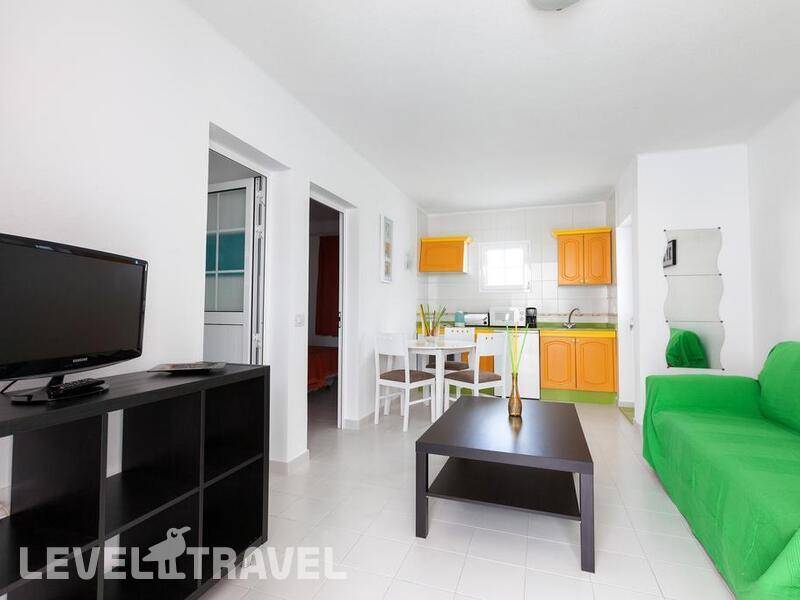 Фотография Corona Del Mar Apartments