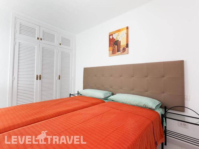 Фотография Corona Del Mar Apartments